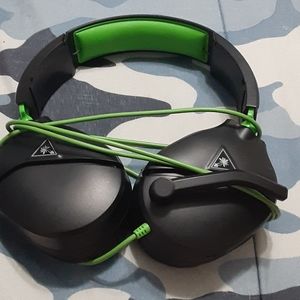 Gaming headphones